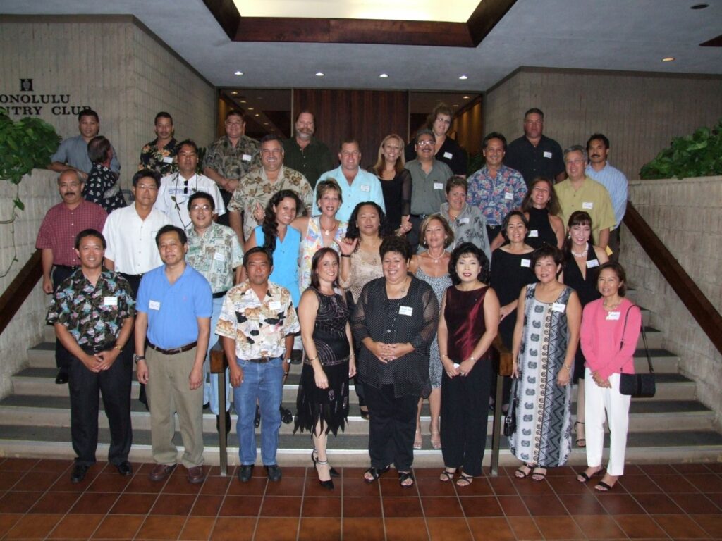 30th reunion class photo at the Honolulu Country Club