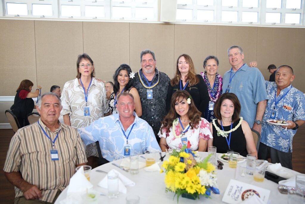 Steve CalW Tamra Kris Rendy Raymie Tai Joan Brenda ScottO Andrew