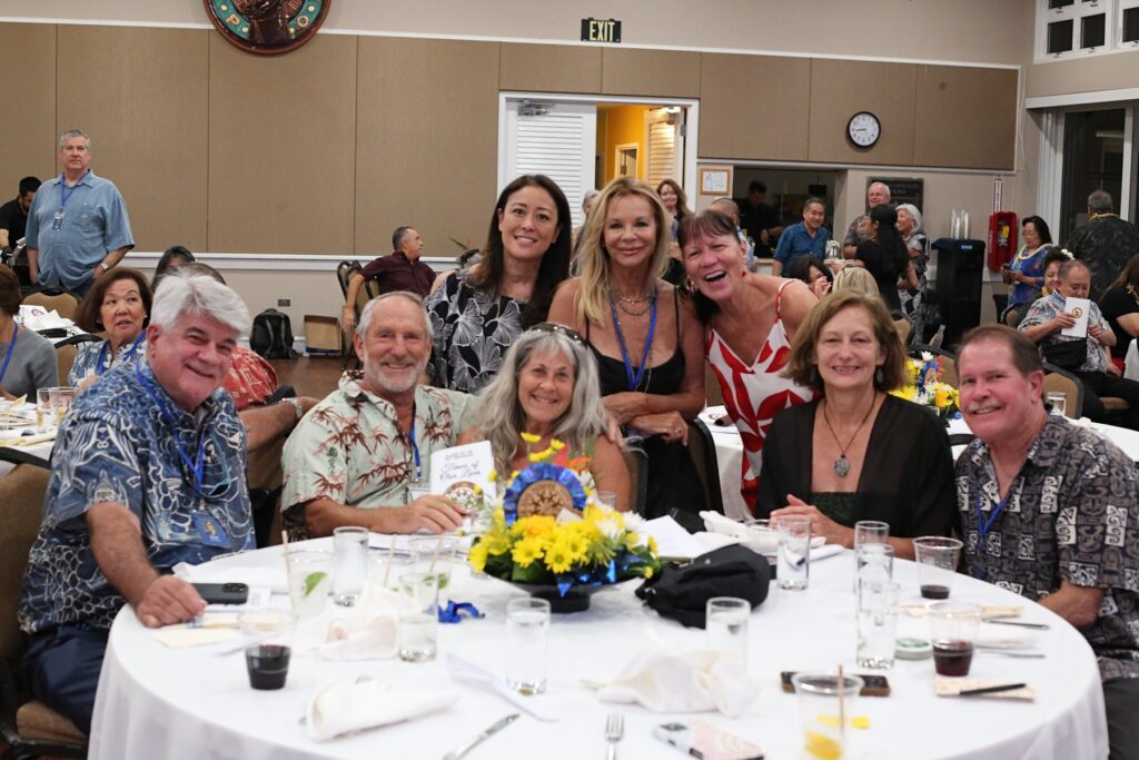 Paul JeffJ Claudia Yvonne JeffA Cindy Tandi Chacha